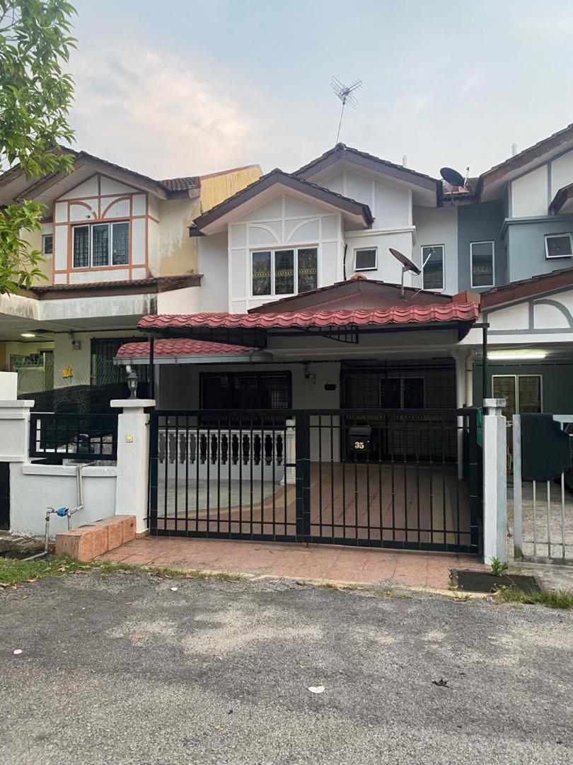 Holiday home Bangi